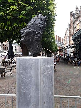 Mulisch beeld Haarlem